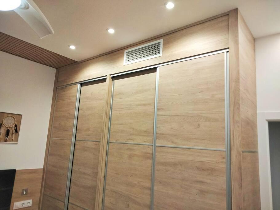 Loft La Calahorra Del Bere Con Posibilidad De Aparcamiento Pregunta Por El Pack Mas Amor Córdoba Eksteriør billede