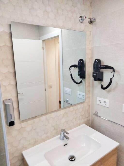 Loft La Calahorra Del Bere Con Posibilidad De Aparcamiento Pregunta Por El Pack Mas Amor Córdoba Eksteriør billede